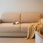 Exclusive Luxury At Mercury Towers *