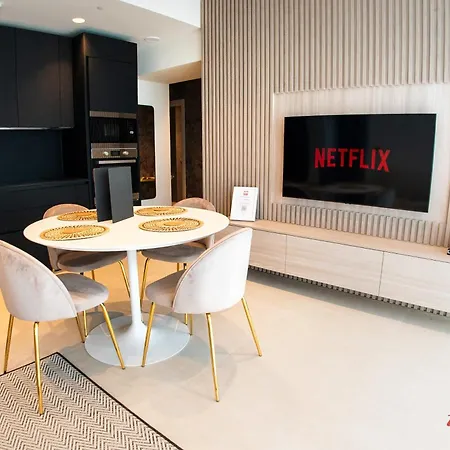 Lägenhet Exclusive Luxury At Mercury Towers *