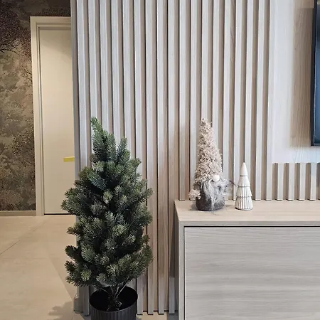 Exclusive Luxury At Mercury Towers