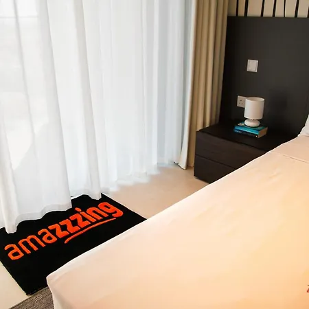 Exclusive Luxury At Mercury Towers Appartement