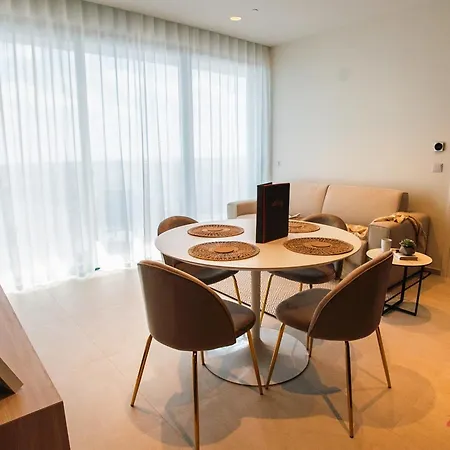 Exclusive Luxury At Mercury Towers *